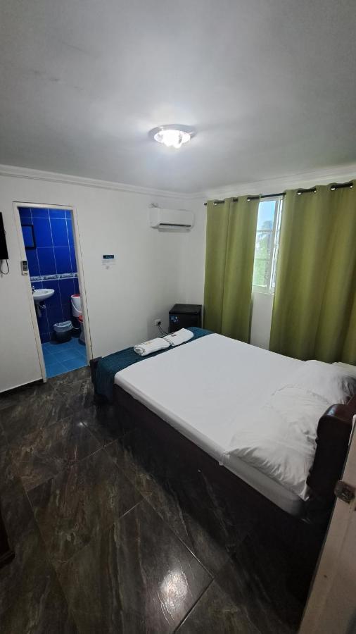 Hostal Oceans Paradise San Andrés Exteriör bild