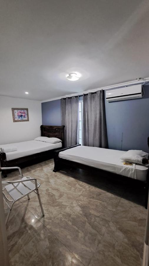 Hostal Oceans Paradise San Andrés Exteriör bild